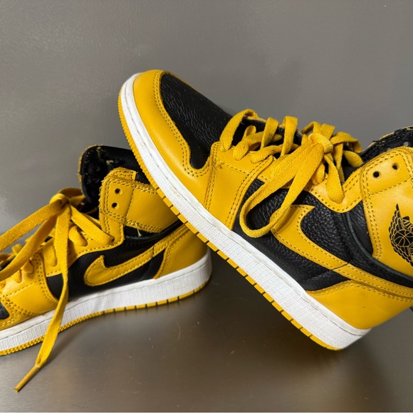 Nike Air Jordan 1 Retro High Size 4.5Y 575441-701 - Picture 6 of 10